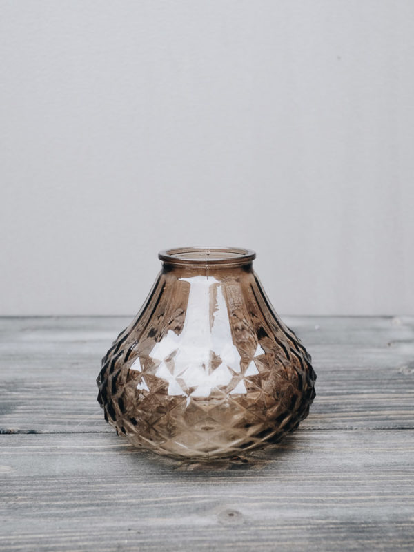 Vase mit Facetten-Optik, toffeefarben