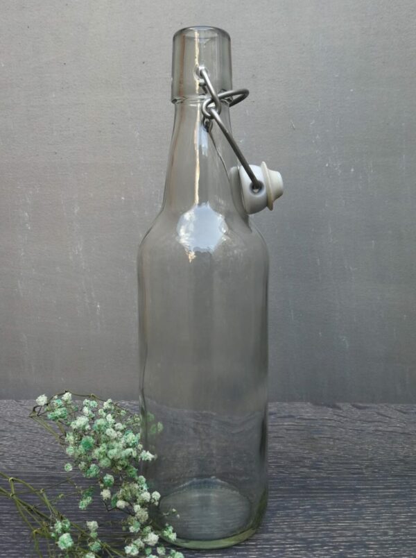 Bügelflaschen-Vase aus Klarglas